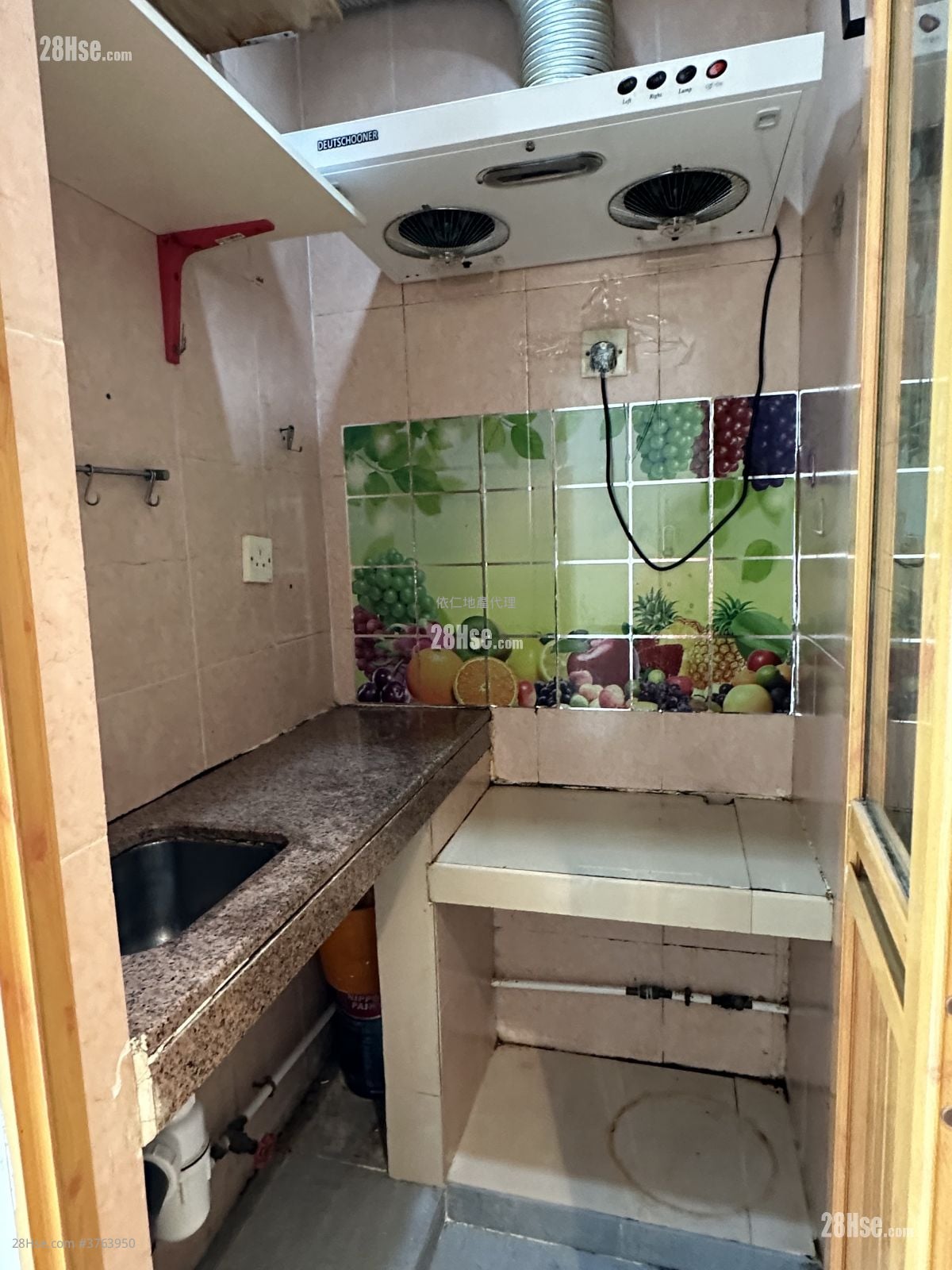 单幢楼房 租盘 开放式间隔 , 1 浴室 140 平方尺