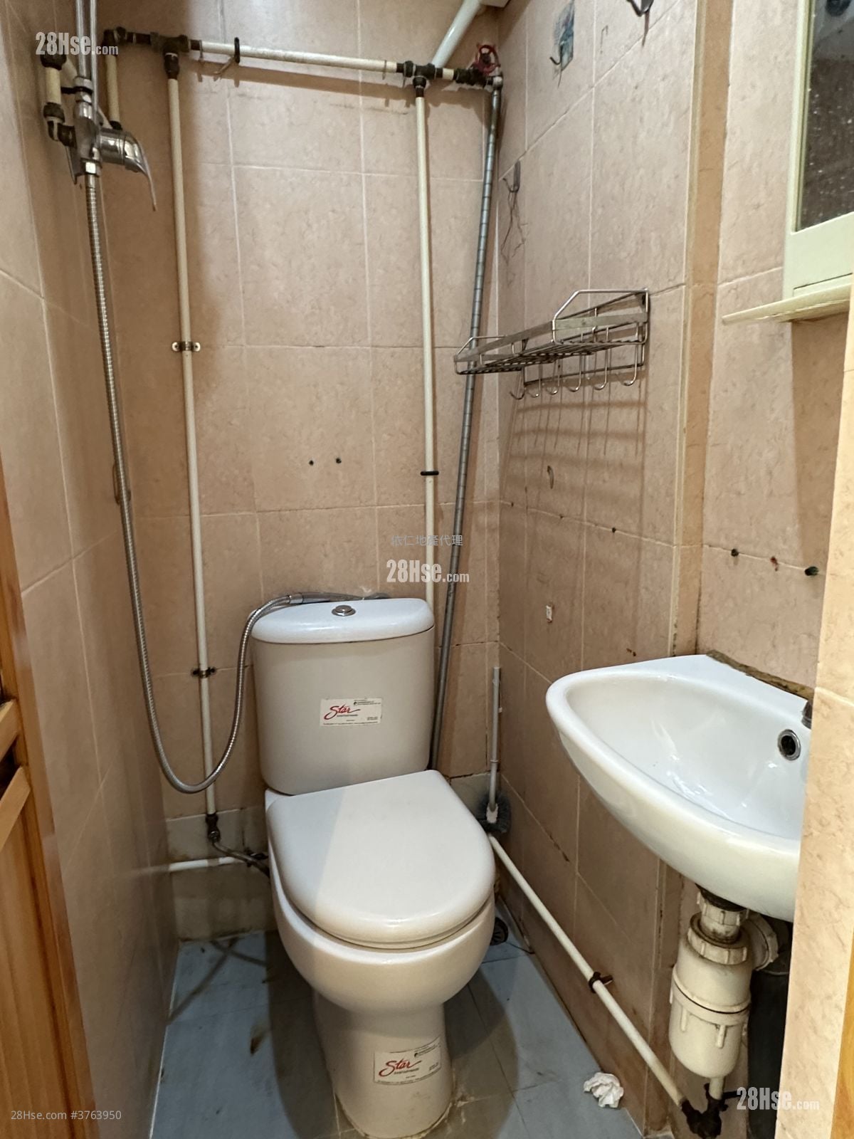 单幢楼房 租盘 开放式间隔 , 1 浴室 140 平方尺