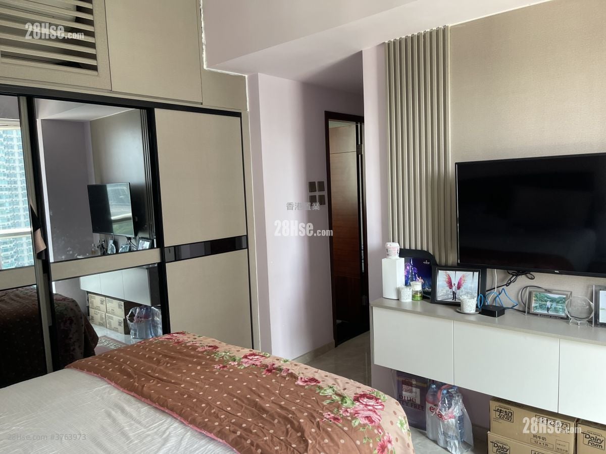 蓝天海岸 售盘 3 房 , 2 浴室 957 平方尺