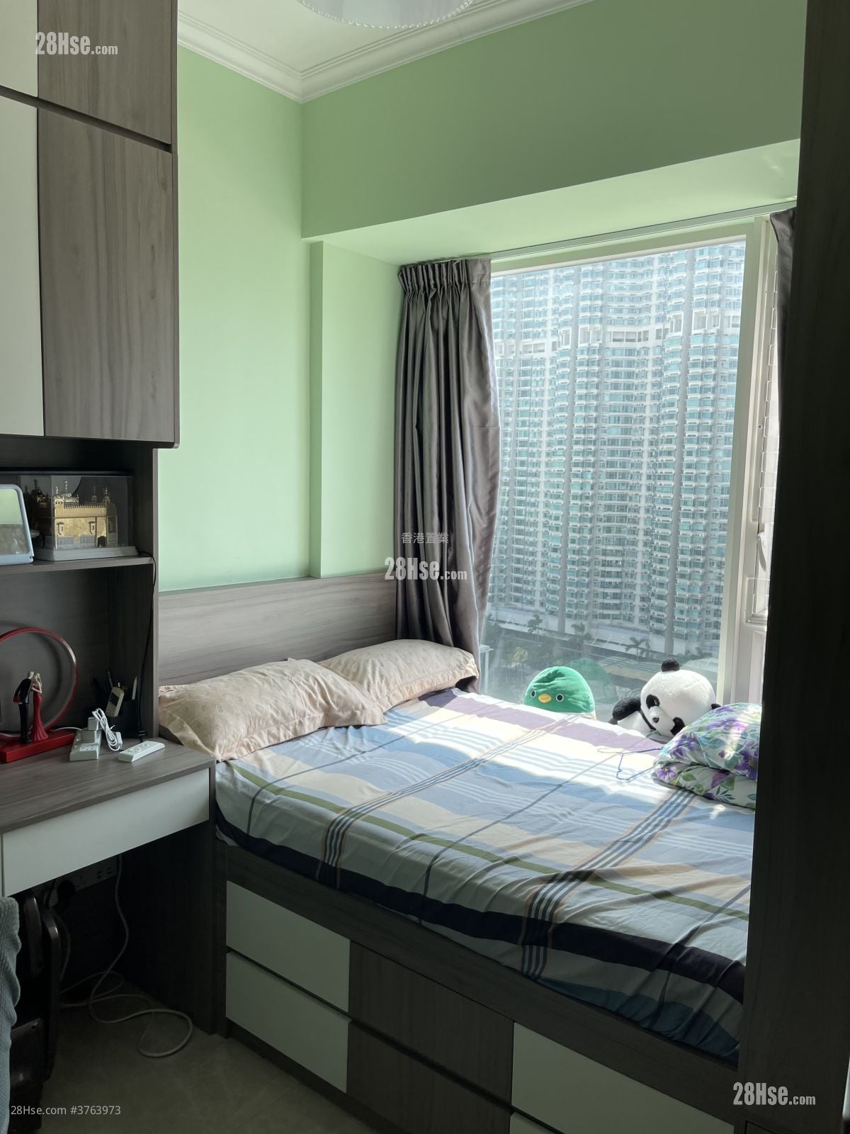 蓝天海岸 售盘 3 房 , 2 浴室 957 平方尺