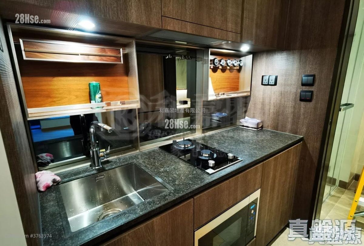 翰林峰 售盘 1 房 , 1 浴室 296 平方尺