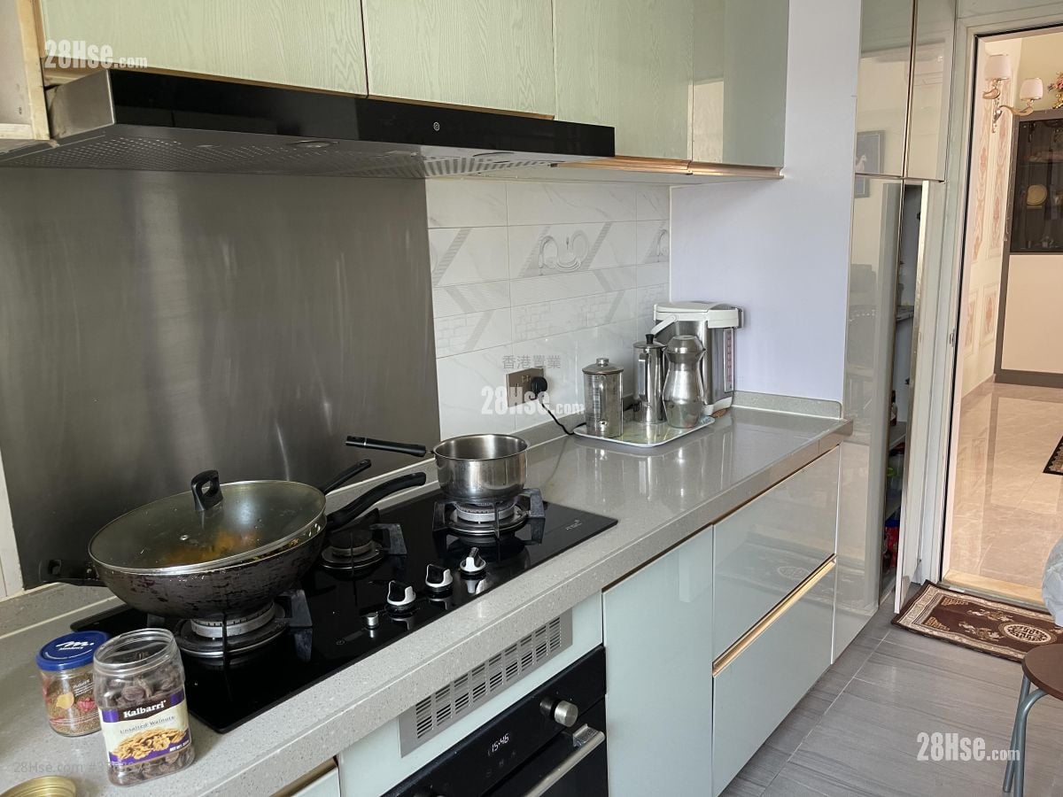 蓝天海岸 售盘 3 房 , 2 浴室 957 平方尺