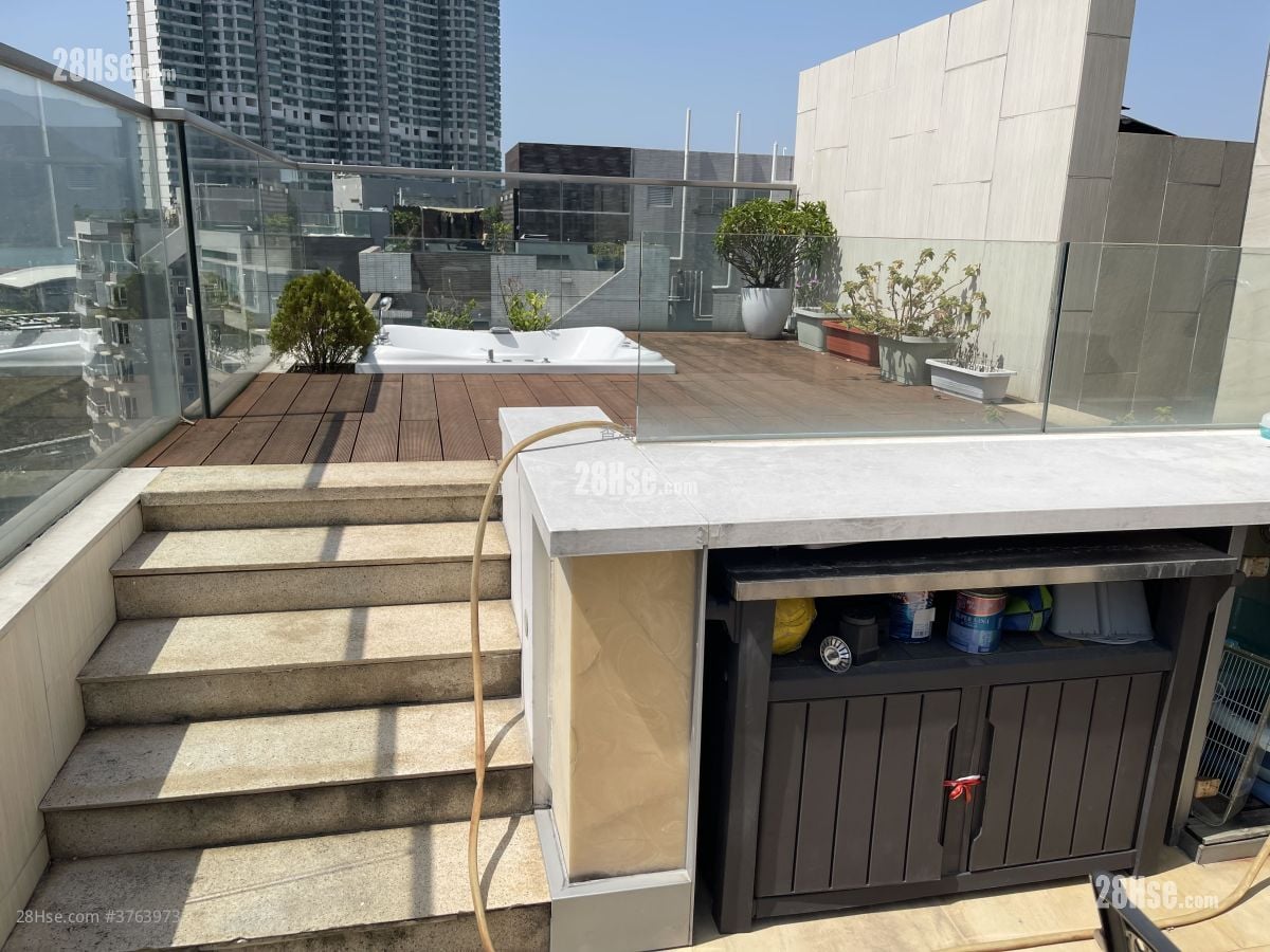 蓝天海岸 售盘 3 房 , 2 浴室 957 平方尺