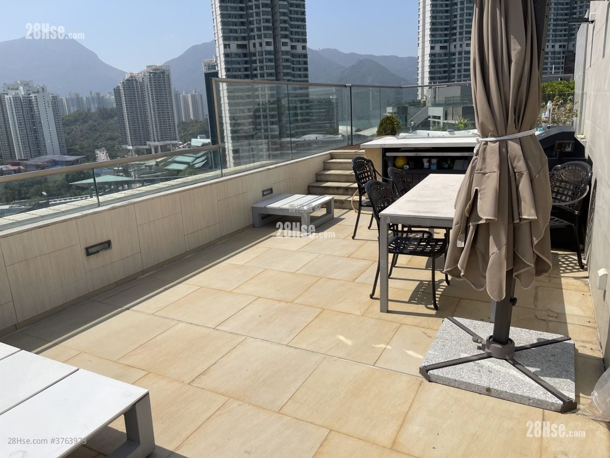 蓝天海岸 售盘 3 房 , 2 浴室 957 平方尺