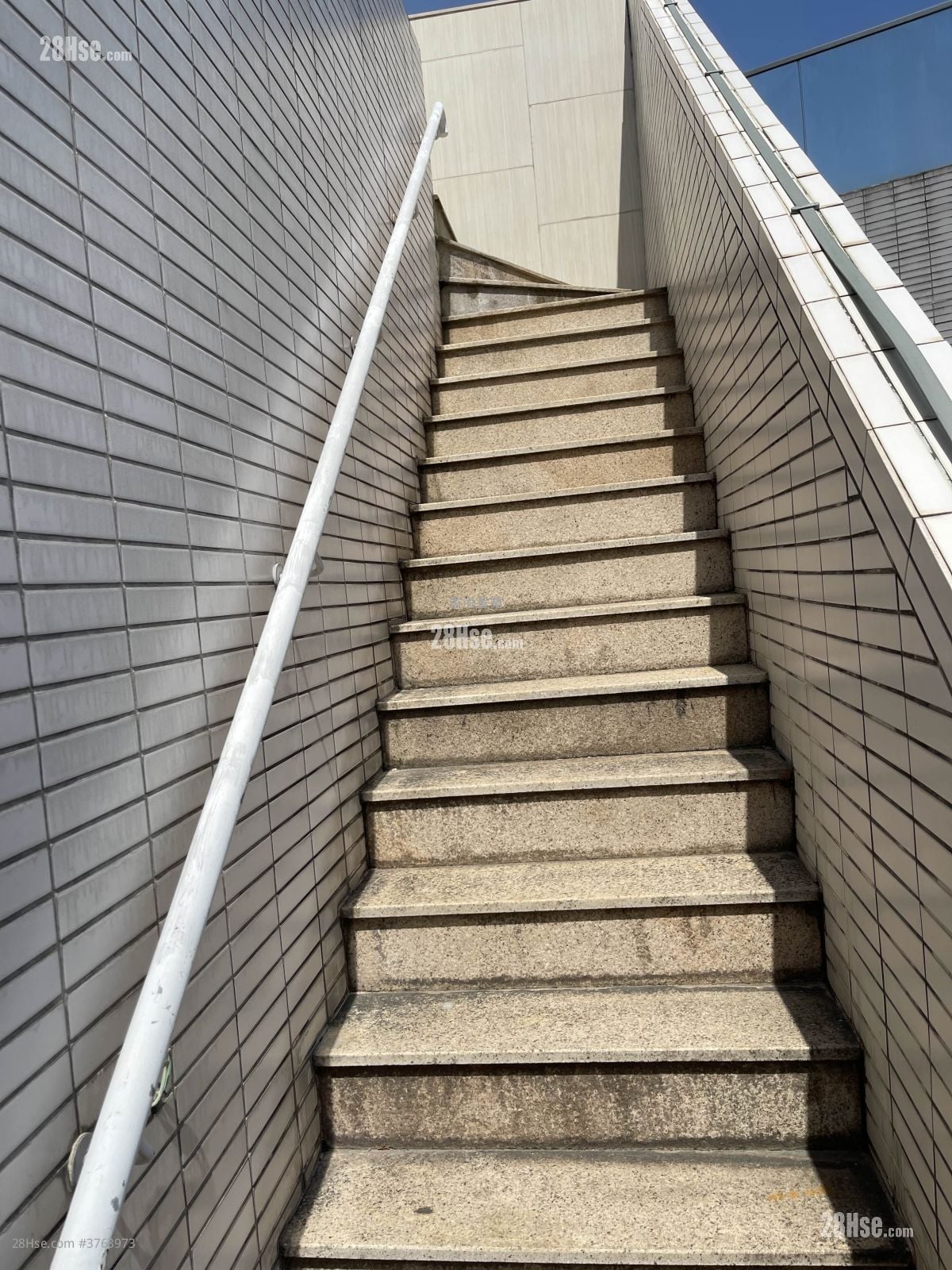 蓝天海岸 售盘 3 房 , 2 浴室 957 平方尺