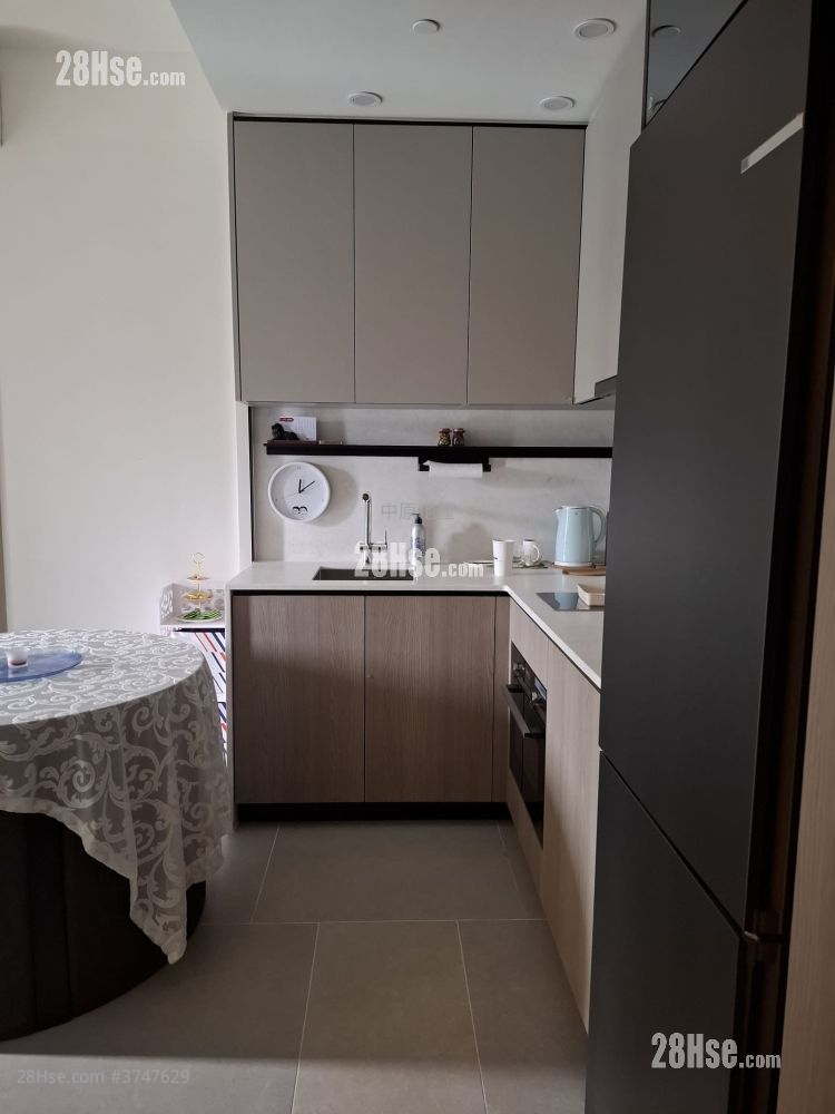 Silicon Hill Sell 1 Bedroom , 1 Bathroom 382 ft²