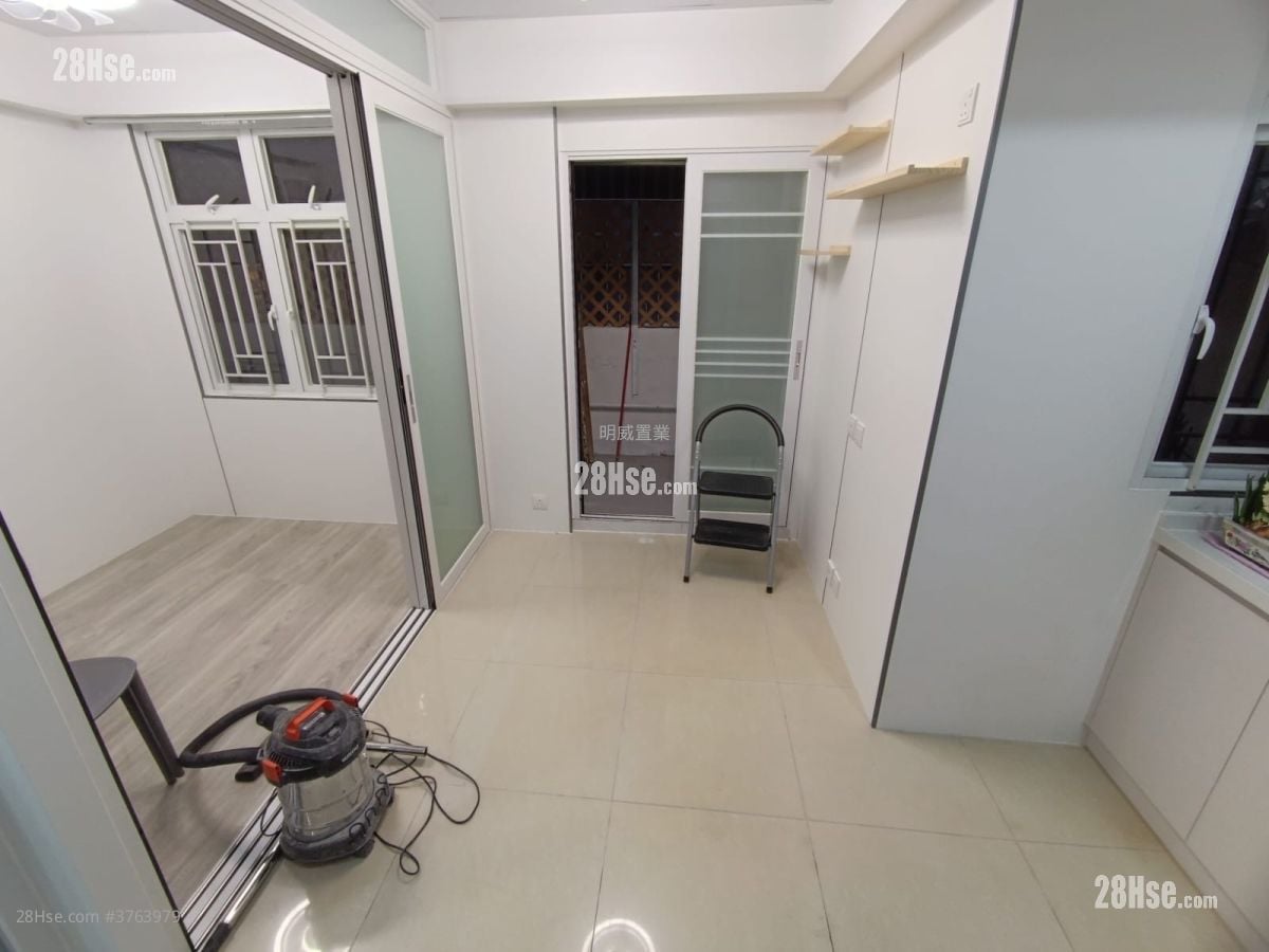 Foo Tat Building Rental 1 Bedroom 222 ft²