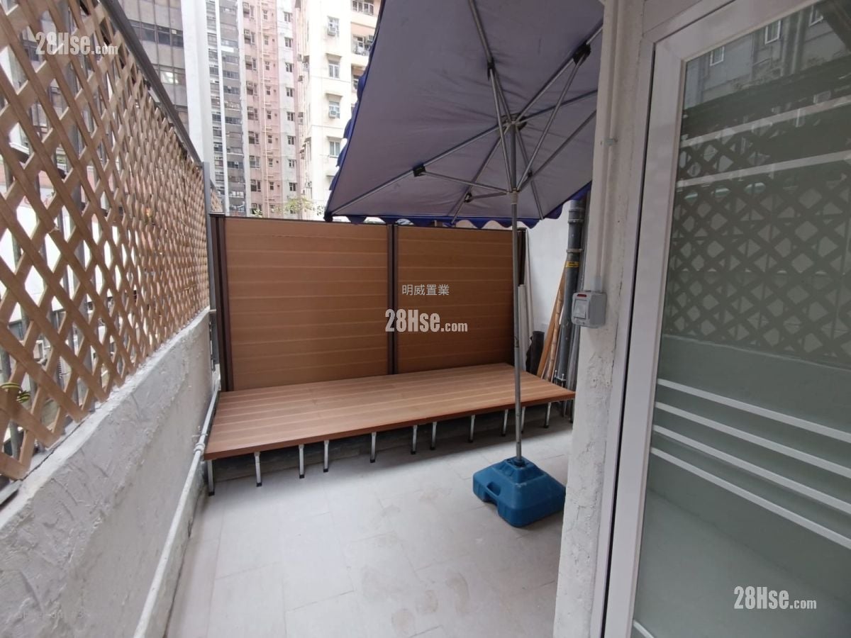 Foo Tat Building Rental 1 Bedroom 222 ft²