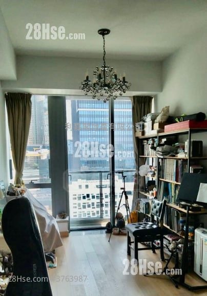 Capri Sell 1 Bedroom , 1 Bathroom 404 ft²