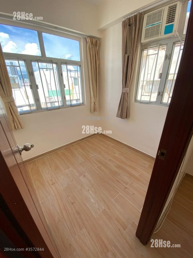 福和大楼 售盘 2 房 , 2 浴室 302 平方尺