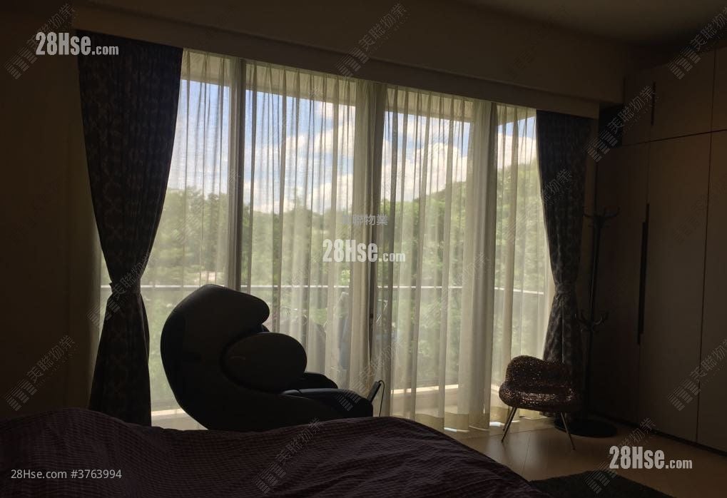 The Woodsville Sell 4 Bedrooms , 5+ Bathrooms 2,439 ft²