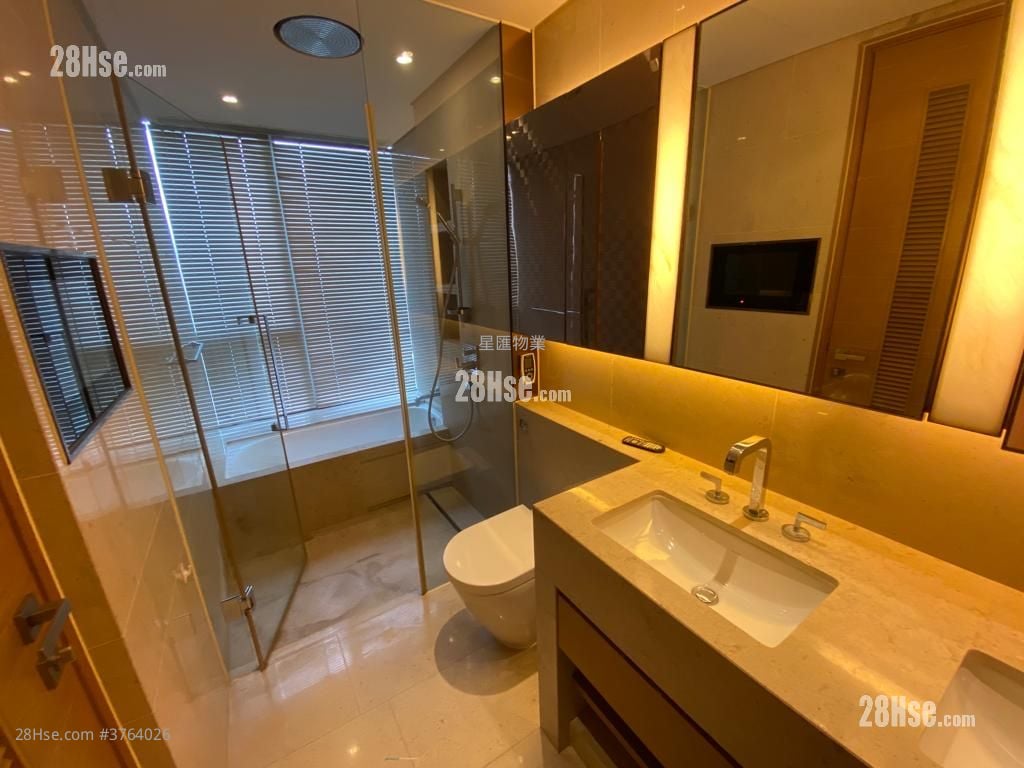 Chatham Gate Sell 4 Bedrooms , 3 Bathrooms 1,046 ft²