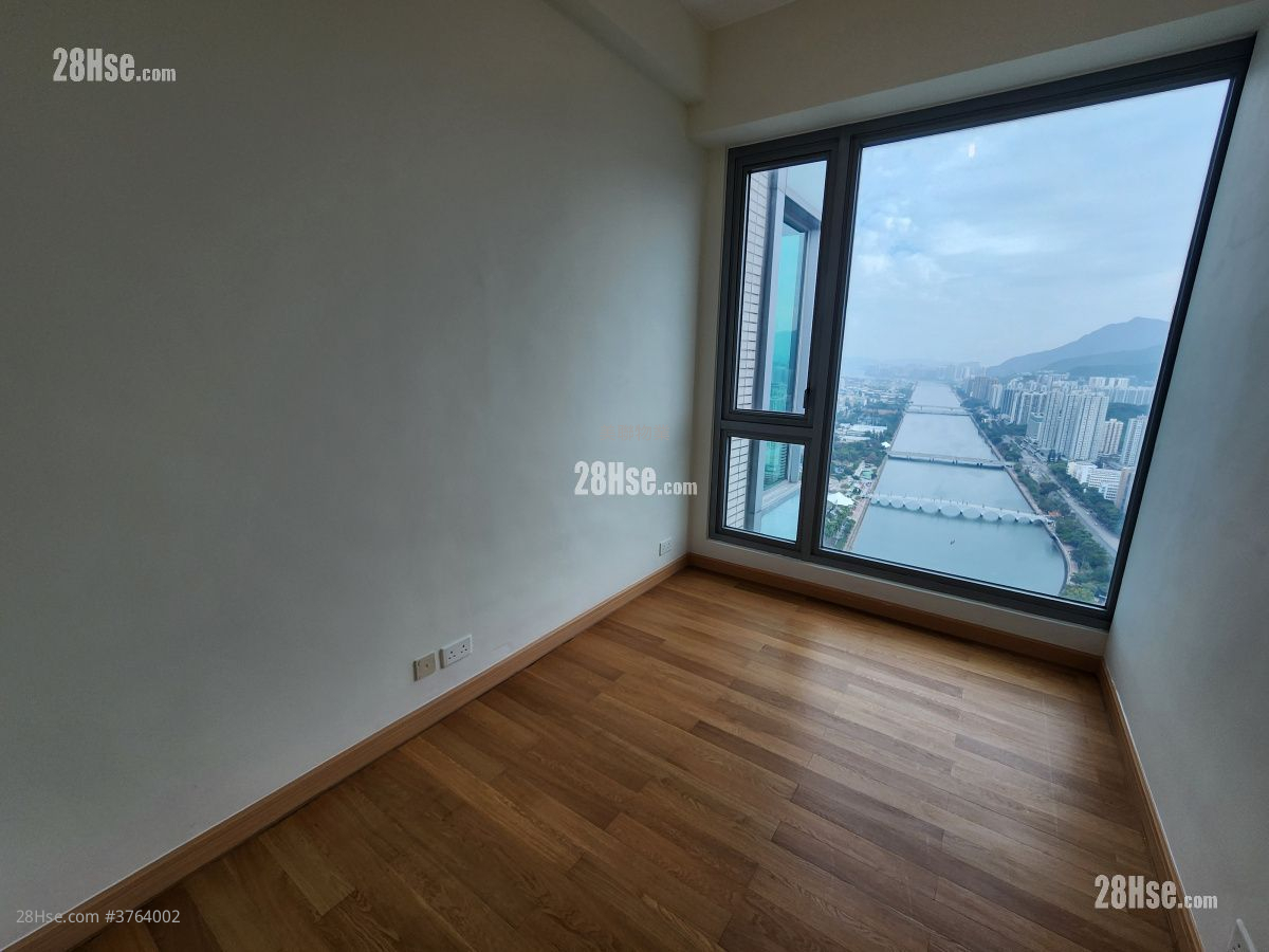 睡房 2: 溱岸8号 售盘 5+ 房 , 5+ 浴室 2,141 平方尺