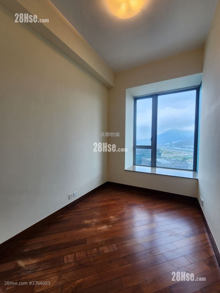 睡房 1: 御龙山 售盘 4 房 , 4 浴室 1,444 平方尺