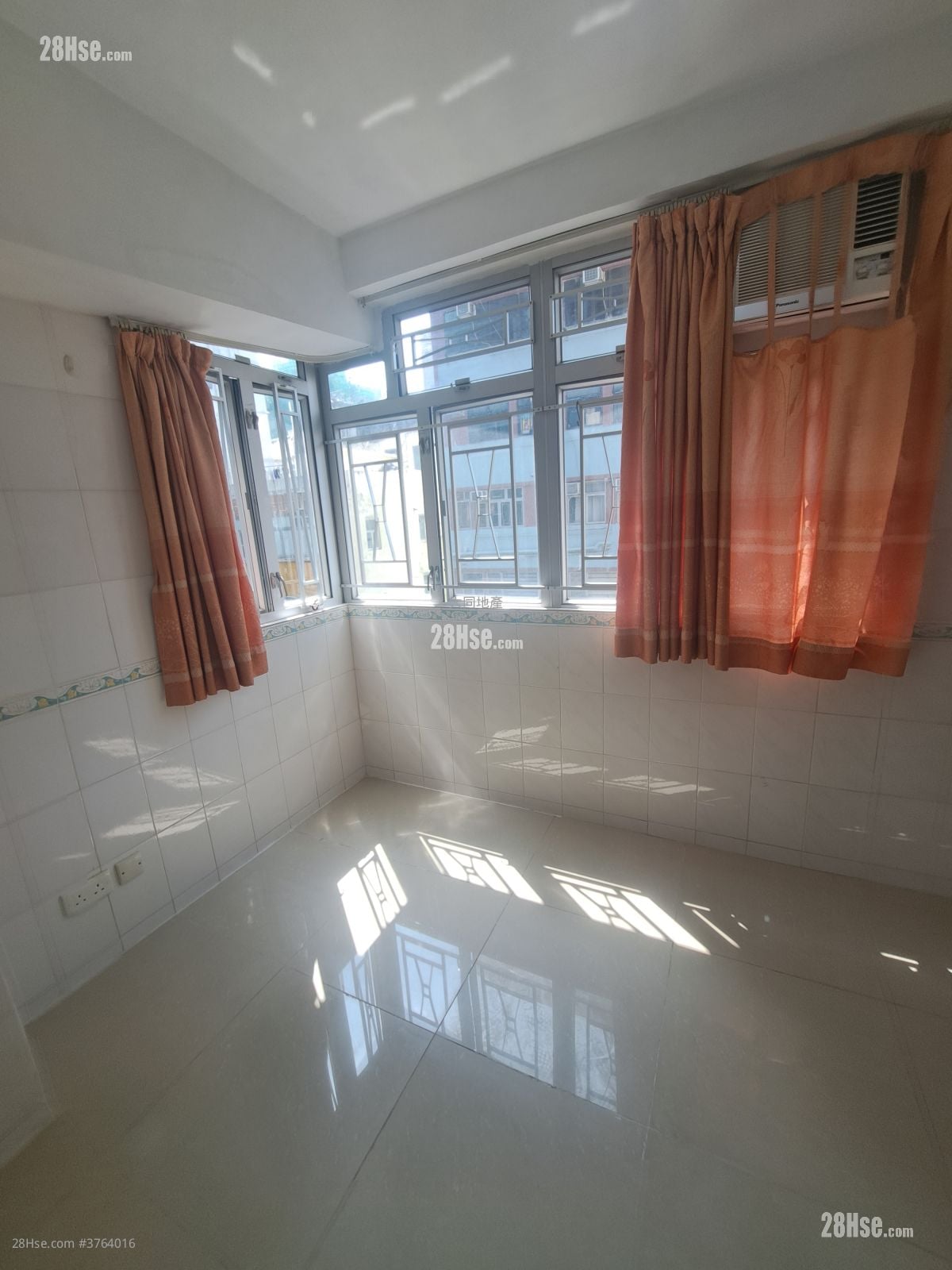 Chinese Mansion Rental 1 Bathroom