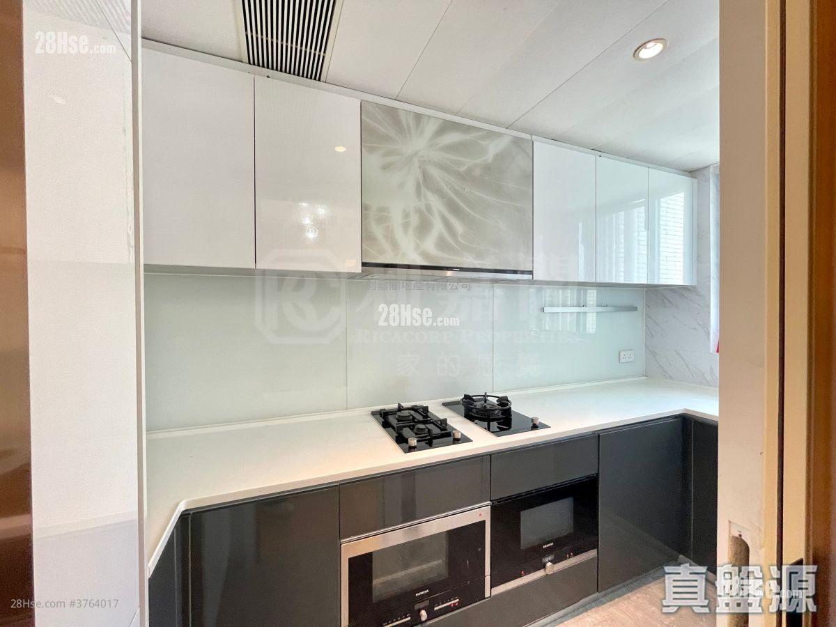 Capri 售盘 4 房 , 2 浴室 764 平方尺