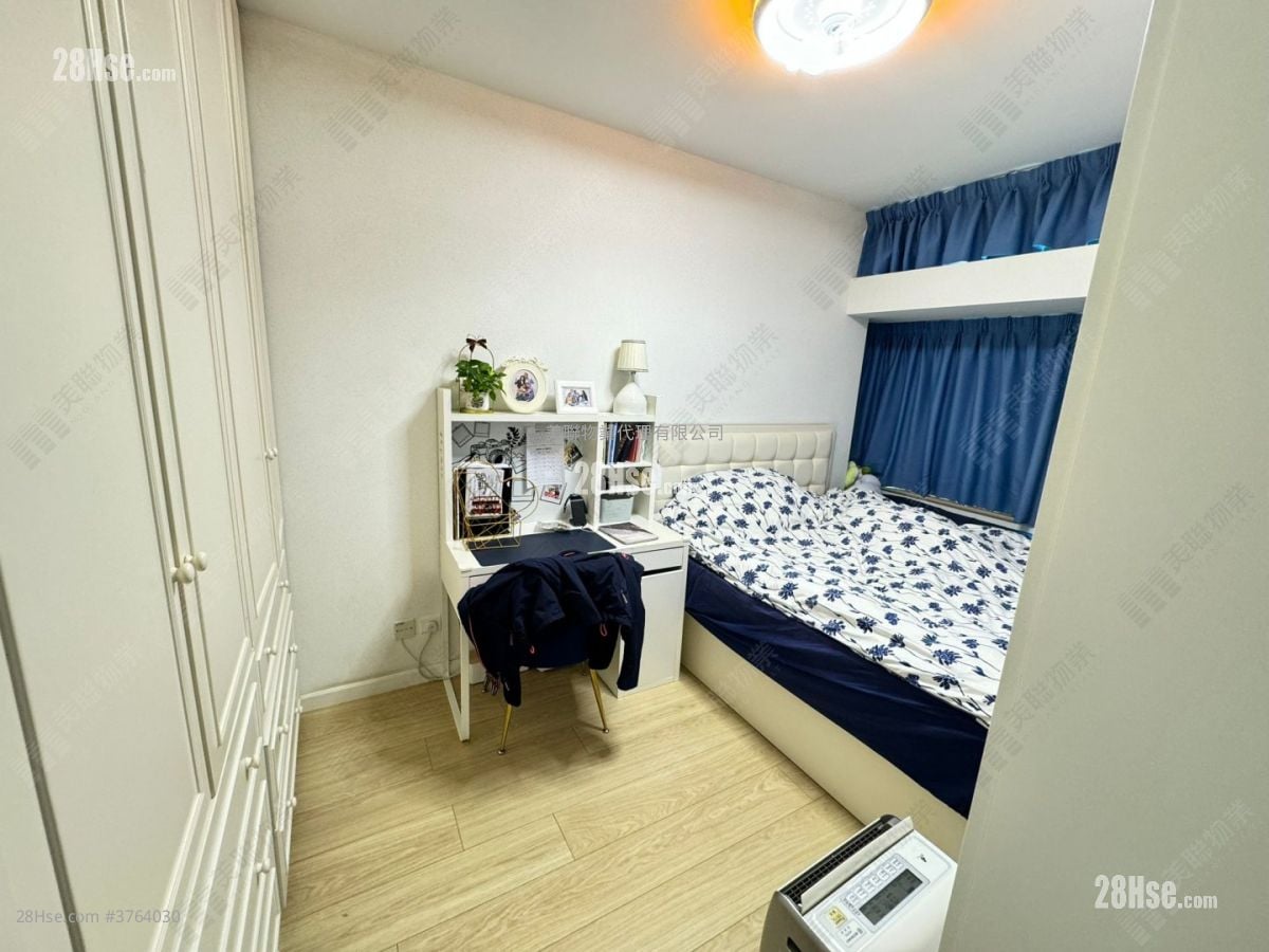 蔚蓝湾畔 售盘 3 房 , 2 浴室 763 平方尺