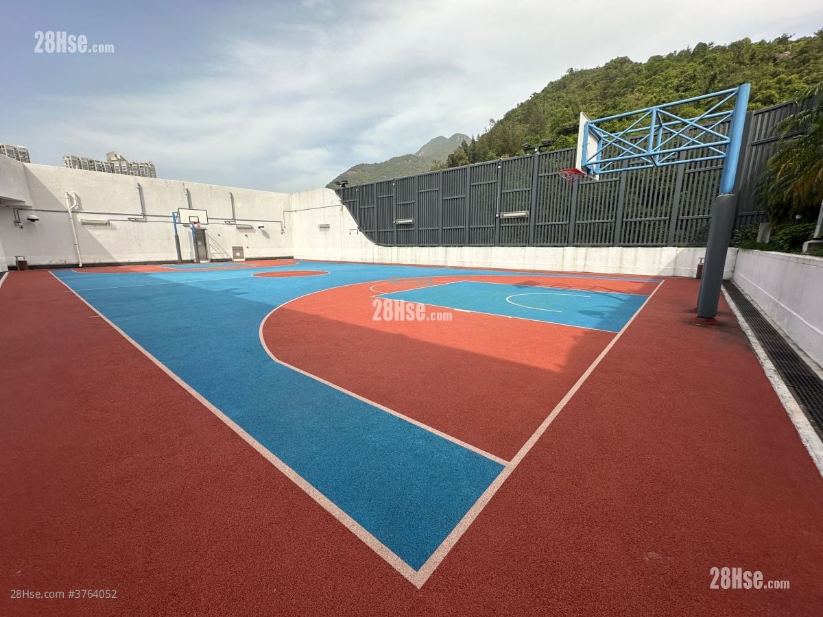 Kam Chun Court Sell 2 Bedrooms , 1 Bathroom 490 ft²