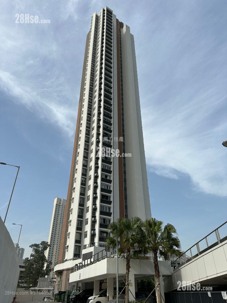 Kam Chun Court Sell 2 Bedrooms , 1 Bathroom 490 ft²