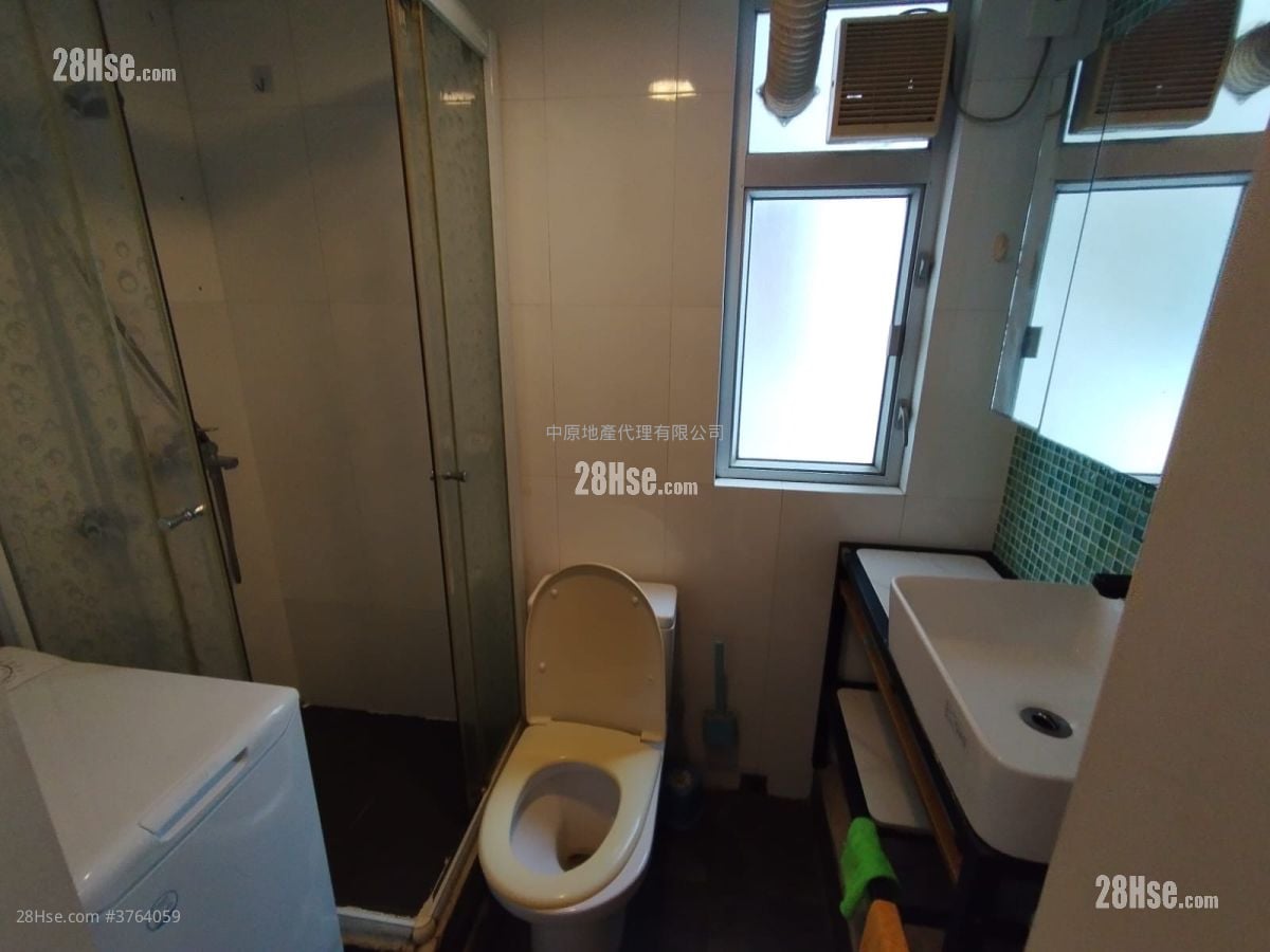 浴室: 安宁花园 售盘 2 房 431 平方尺