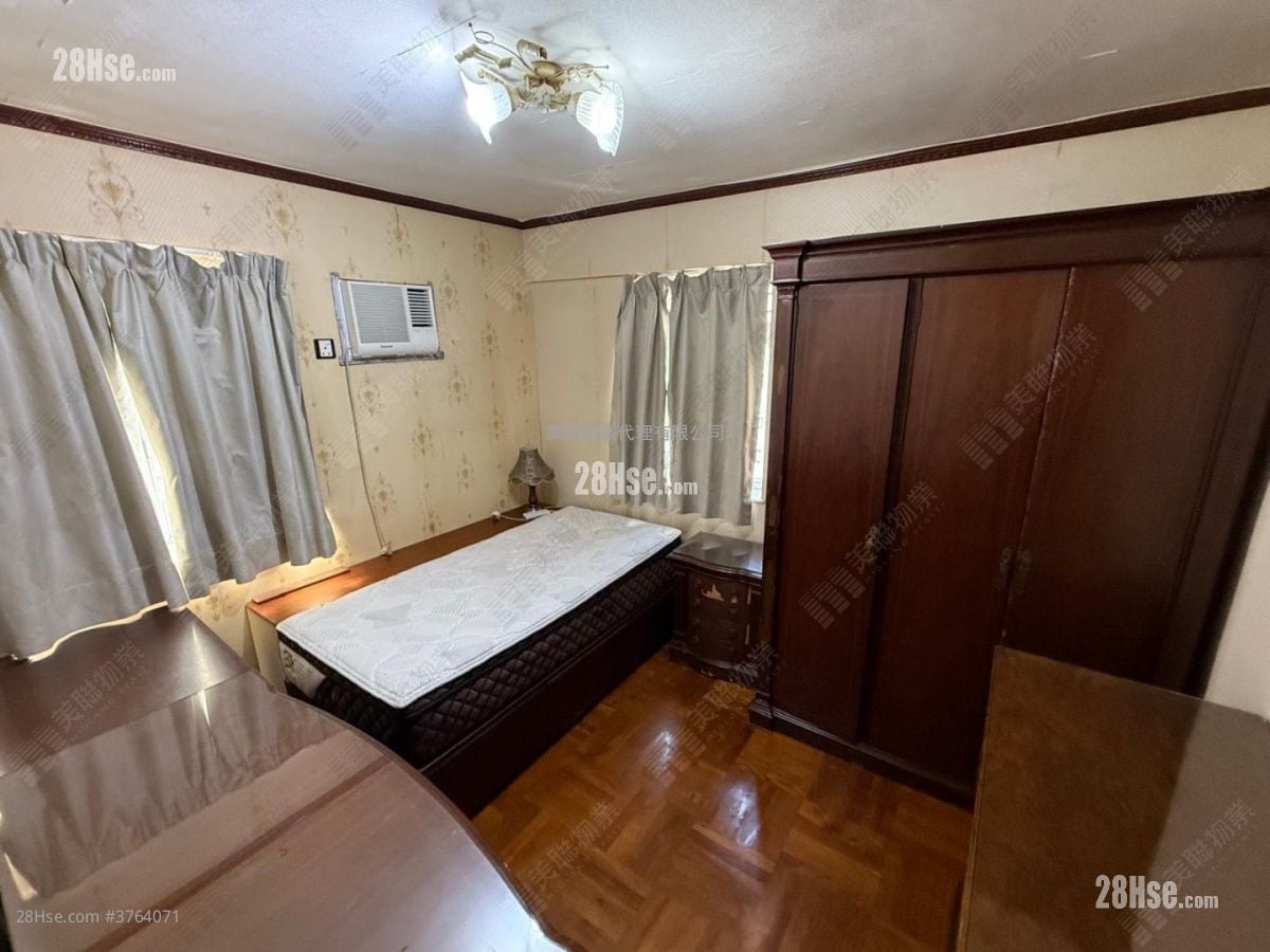 伟华园 售盘 3 房 , 2 浴室 1,027 平方尺