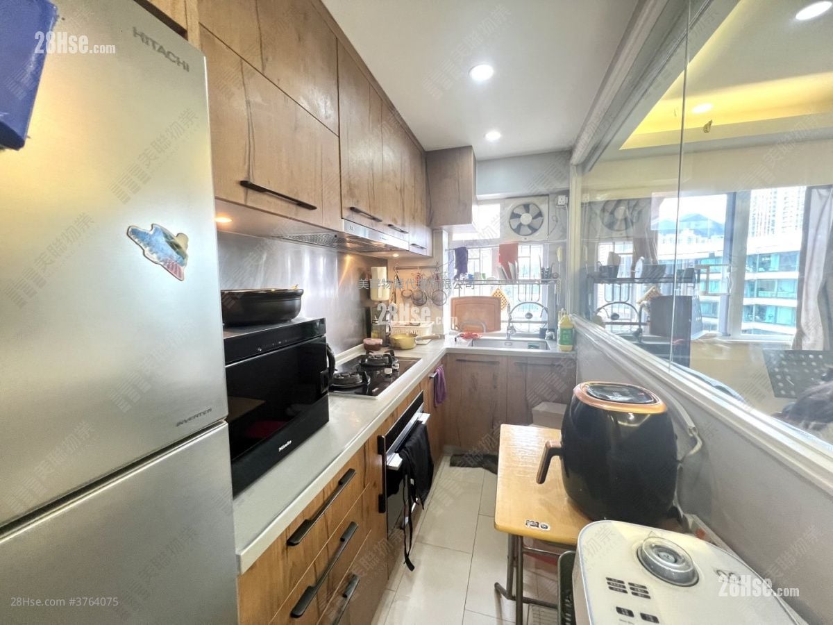 雅华阁 售盘 3 房 , 2 浴室 976 平方尺