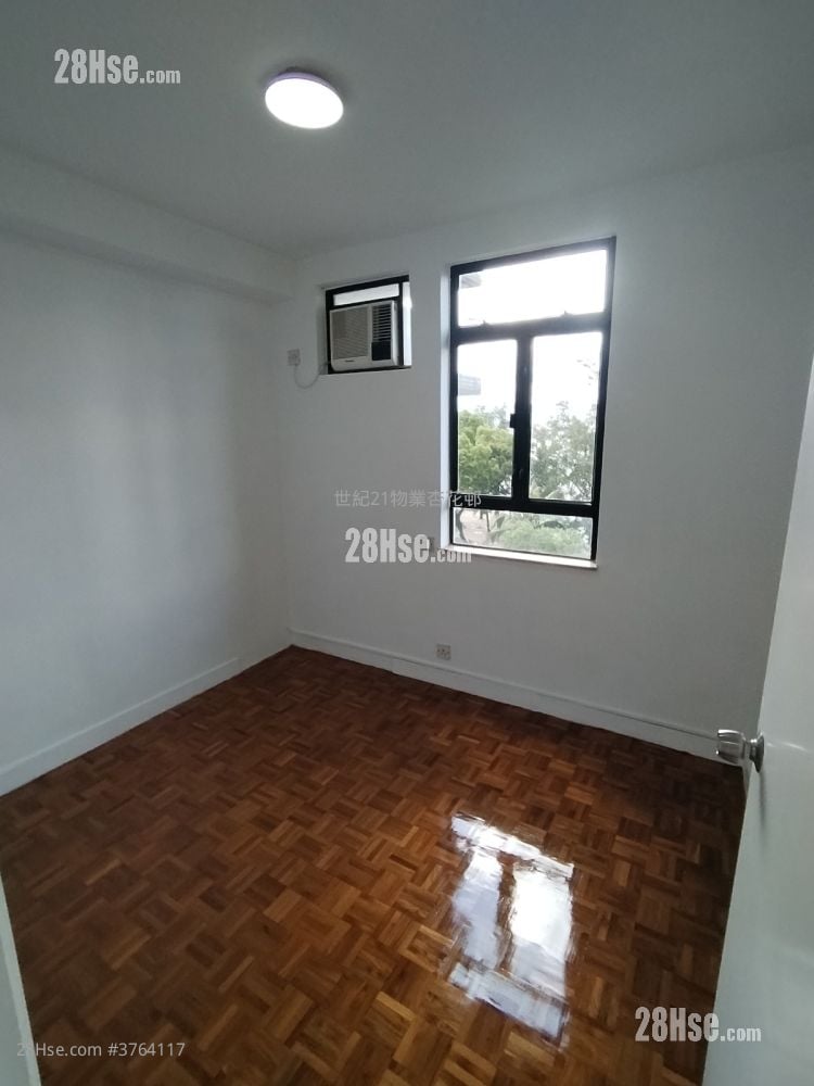 Heng Fa Chuen Sell 3 Bedrooms , 2 Bathrooms 722 ft²