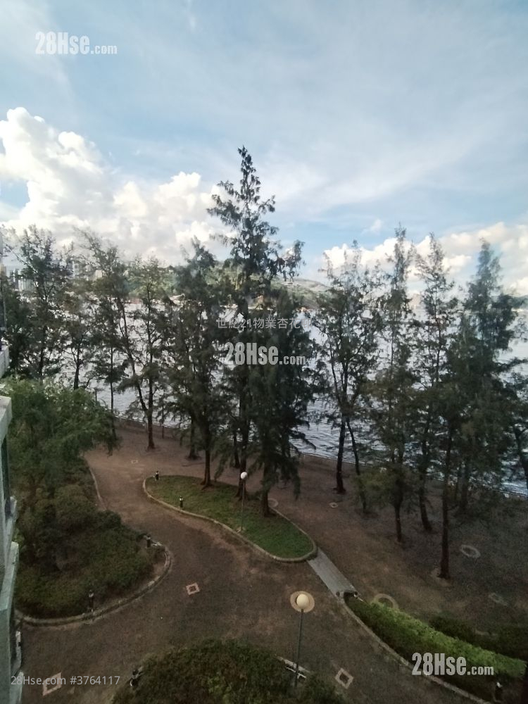 Heng Fa Chuen Sell 3 Bedrooms , 2 Bathrooms 722 ft²