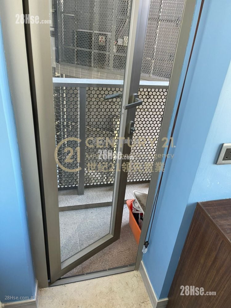 Chatham Gate Sell 2 Bedrooms , 1 Bathroom 606 ft²