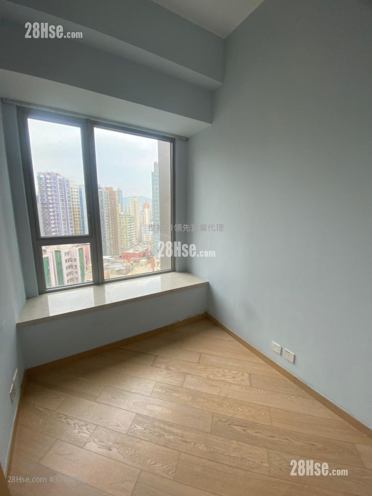 Chatham Gate Sell 2 Bedrooms , 1 Bathroom 606 ft²