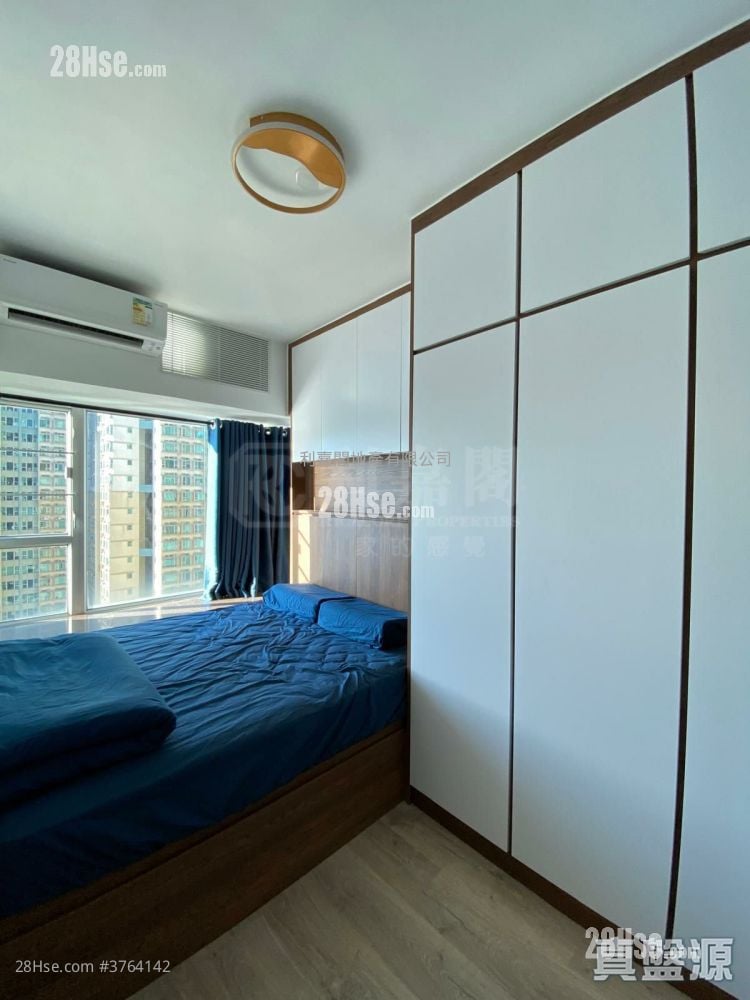 晓峰湾畔 售盘 2 房 482 平方尺