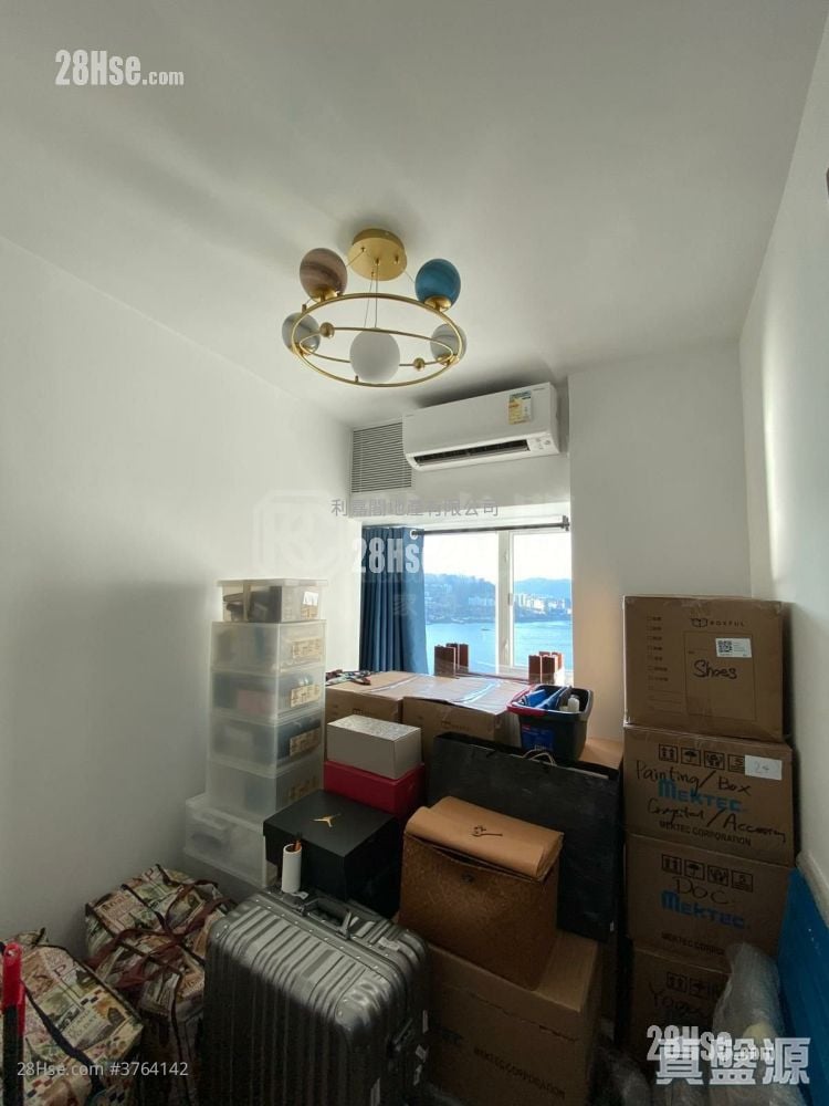 晓峰湾畔 售盘 2 房 482 平方尺