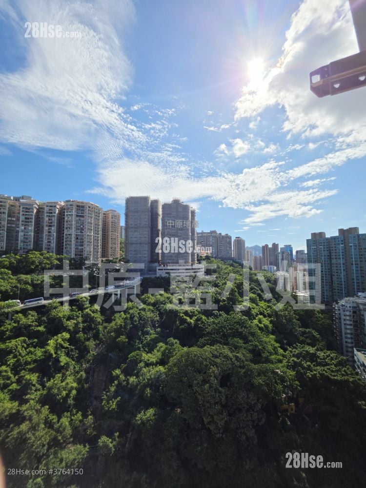 Fleur Pavilia Sell 3 Bedrooms , 3 Bathrooms 1,066 ft²