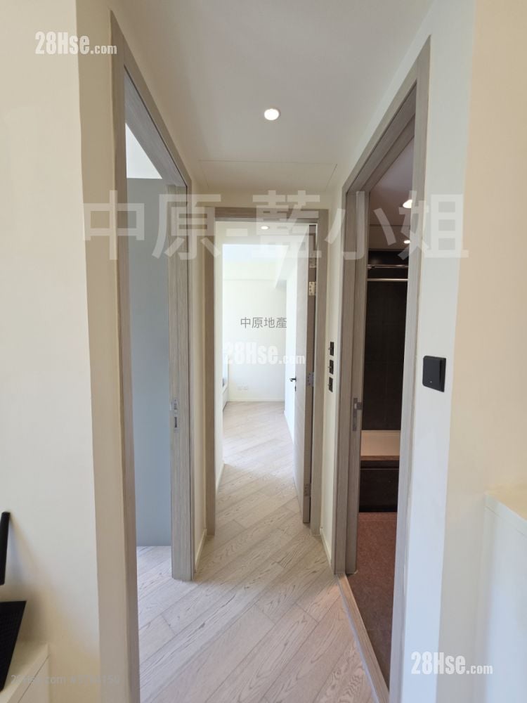 Fleur Pavilia Sell 3 Bedrooms , 3 Bathrooms 1,066 ft²