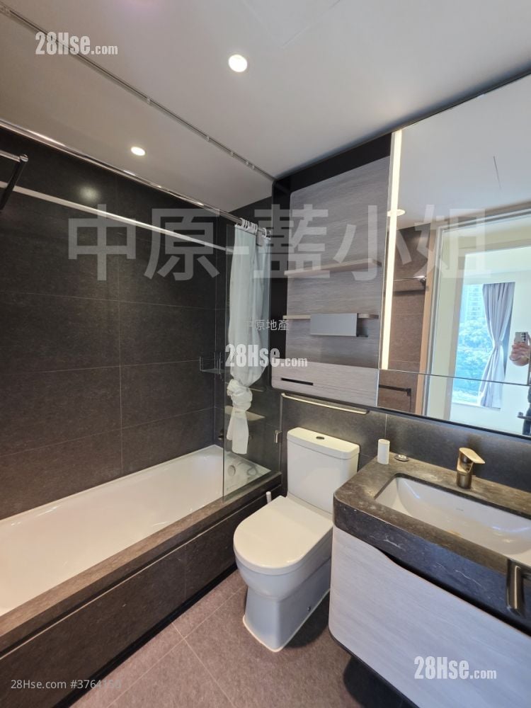 Fleur Pavilia Sell 3 Bedrooms , 3 Bathrooms 1,066 ft²