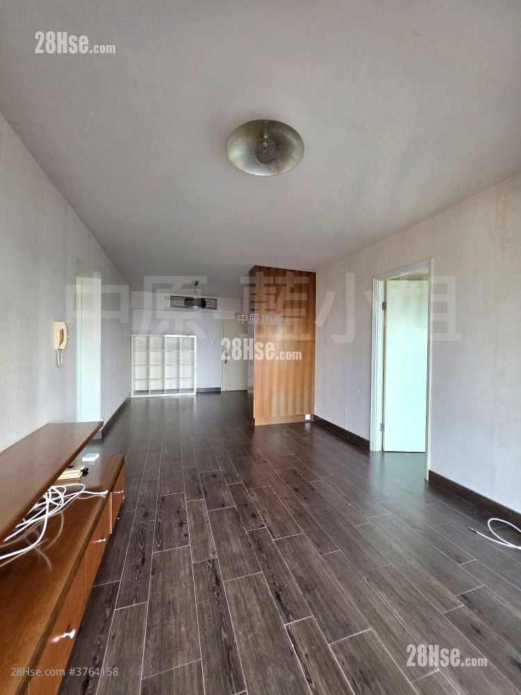 Pacific Palisades Sell 3 Bedrooms , 2 Bathrooms 843 ft²