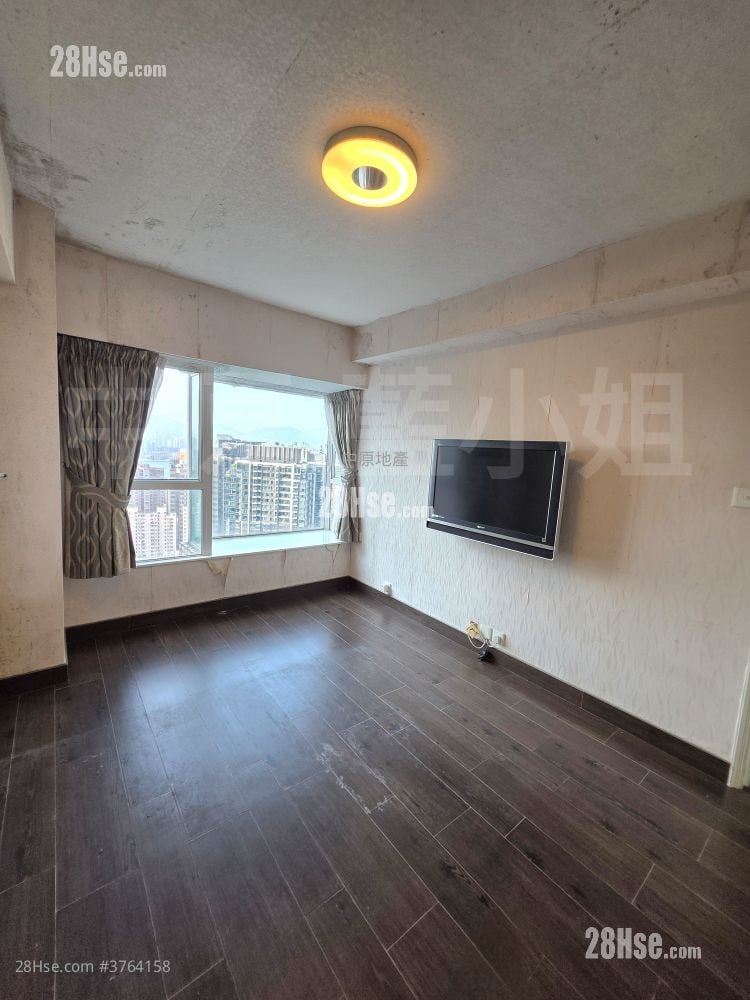 Pacific Palisades Sell 3 Bedrooms , 2 Bathrooms 843 ft²