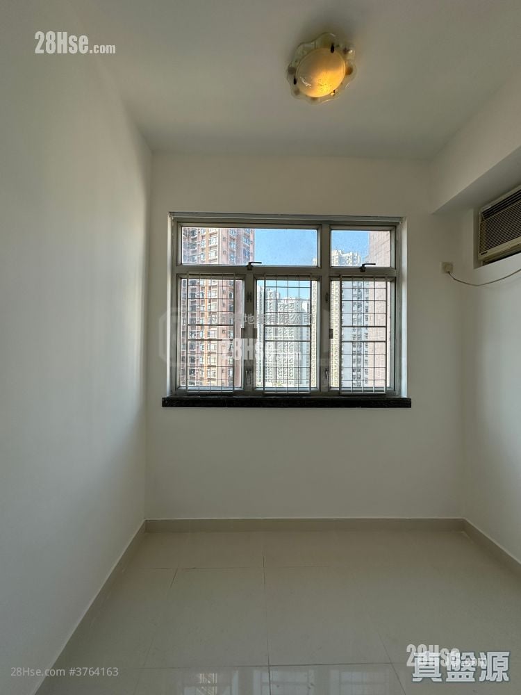 Sunshine City Sell 2 Bedrooms 321 ft²