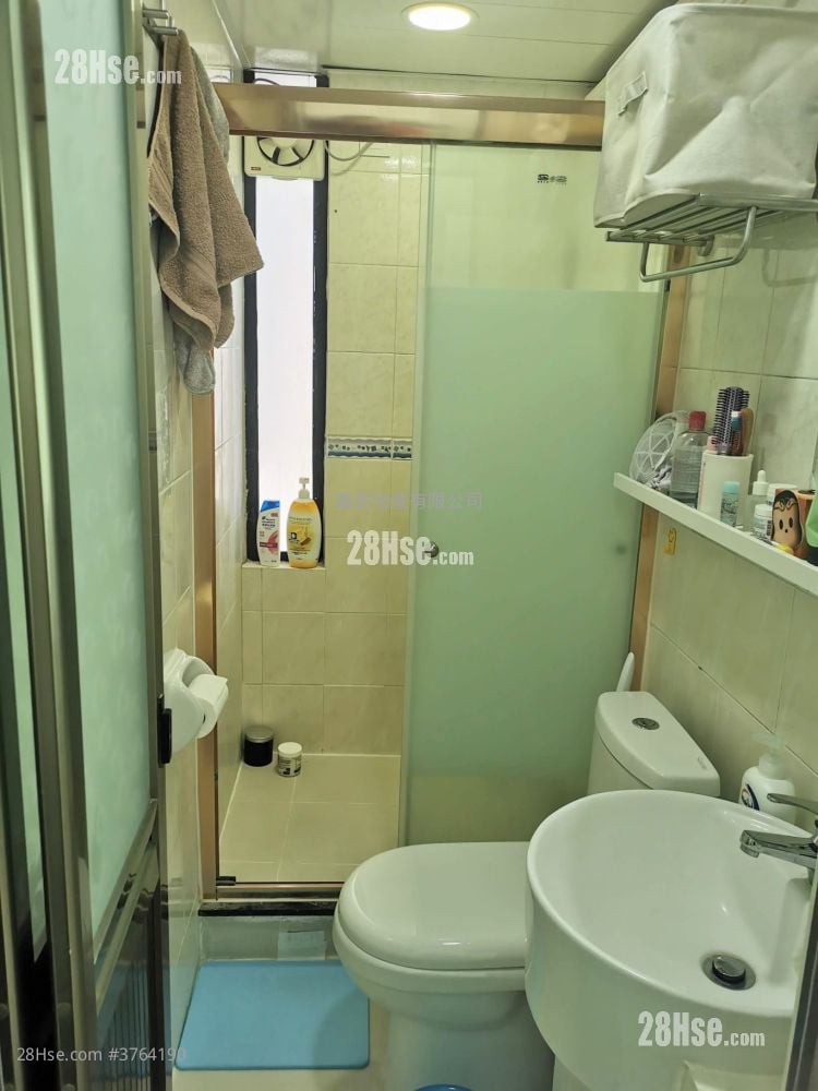 Art Court Sell 1 Bedroom , 1 Bathroom 211 ft²