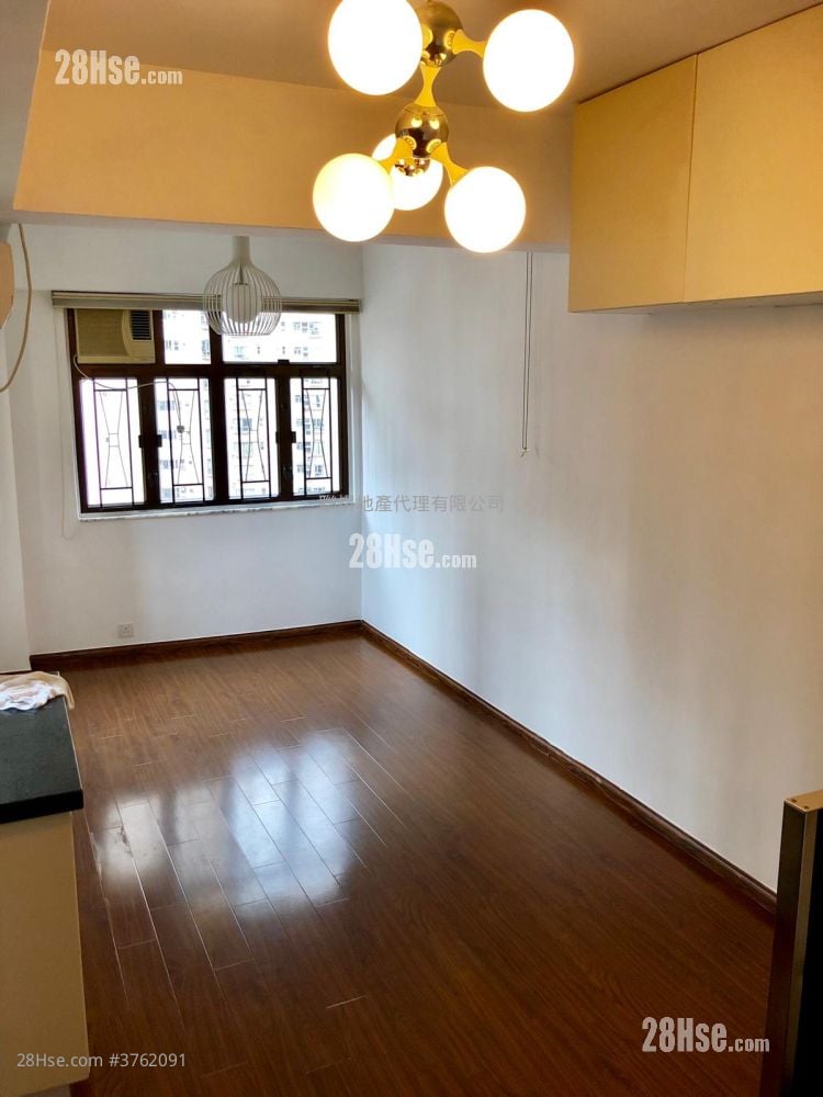 隆基大楼 售盘 开放式间隔 , 1 浴室 265 平方尺