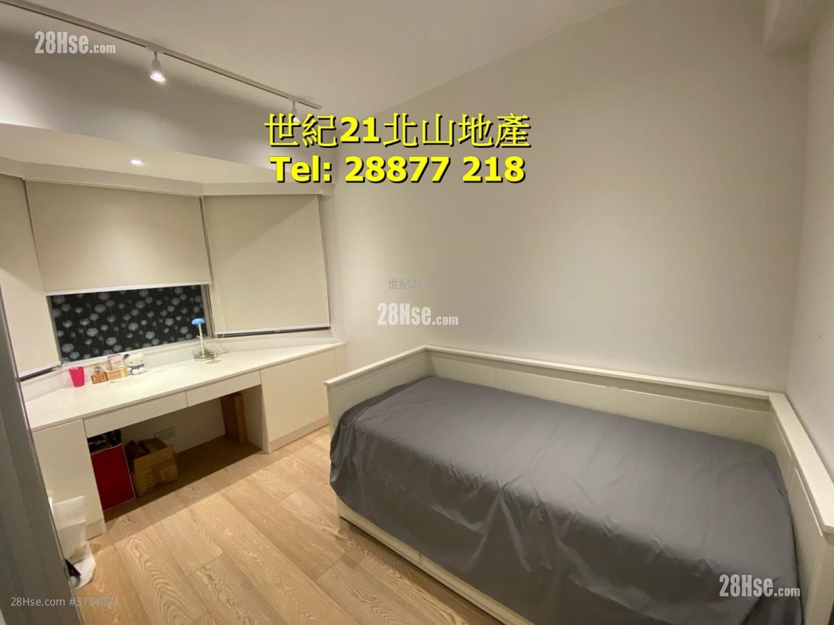 Dragon Court Sell 3 Bedrooms , 2 Bathrooms 1,143 ft²