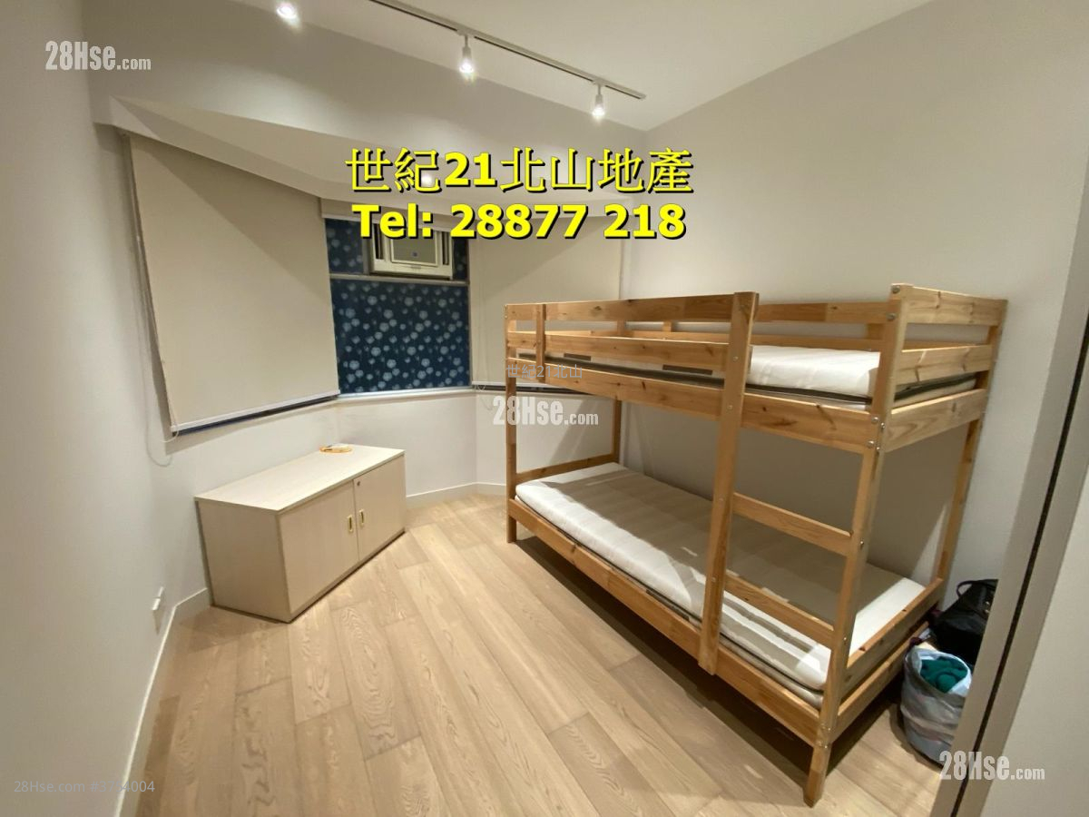 Dragon Court Sell 3 Bedrooms , 2 Bathrooms 1,143 ft²