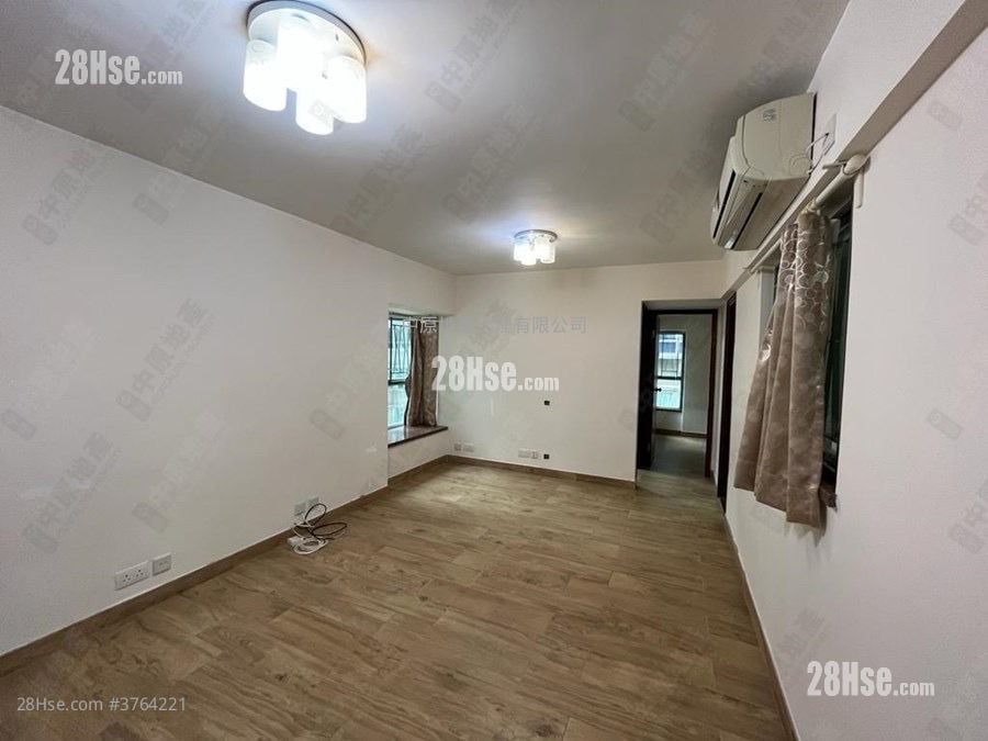 Bayview Park Sell 2 Bedrooms , 1 Bathroom 453 ft²