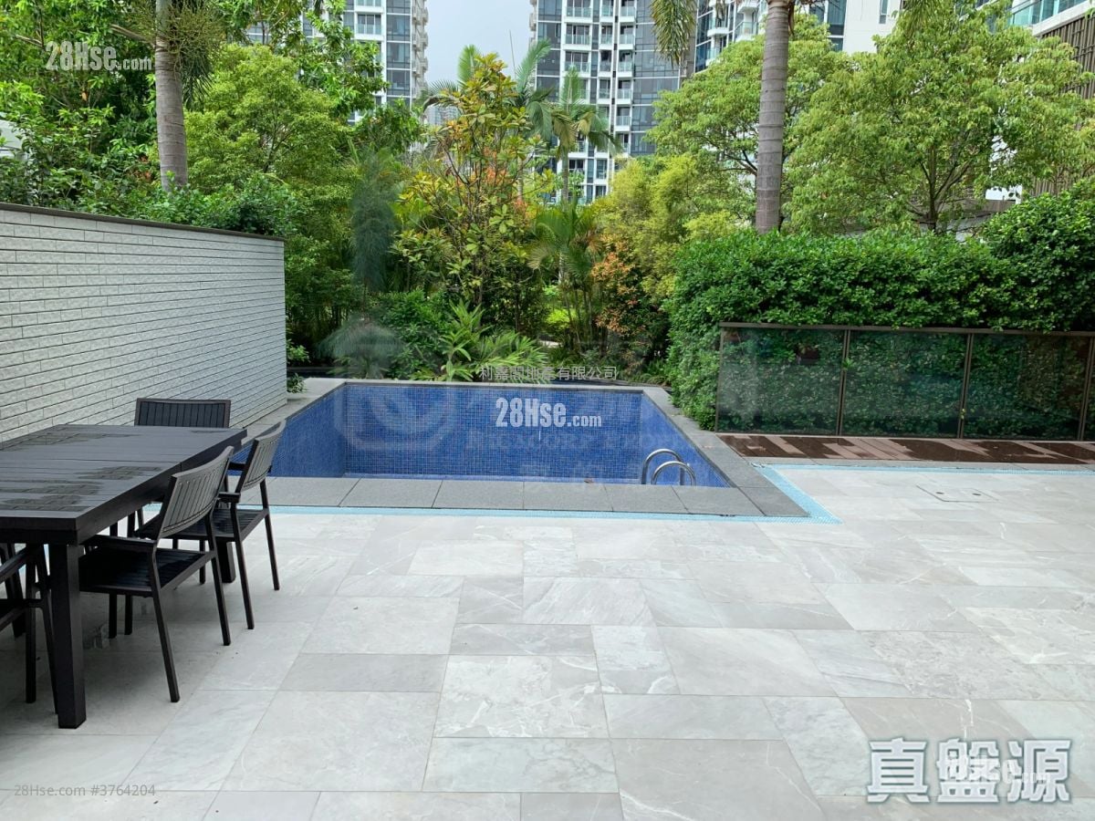 Monterey 售盘 3 房 , 2 浴室 1,843 平方尺