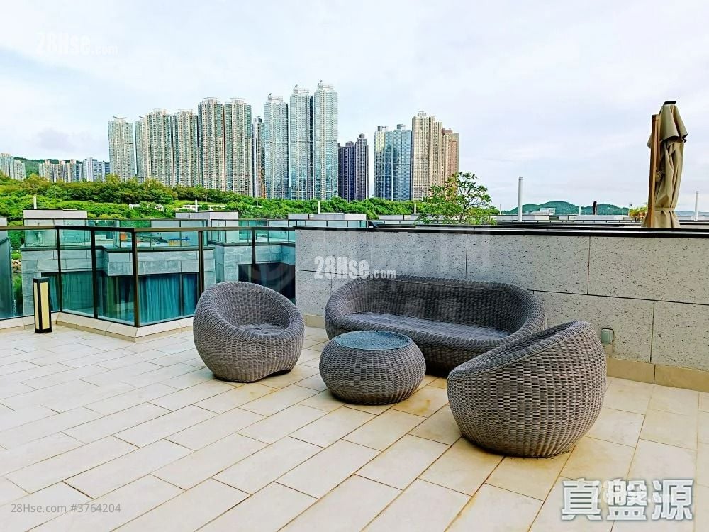 Monterey 售盘 3 房 , 2 浴室 1,843 平方尺