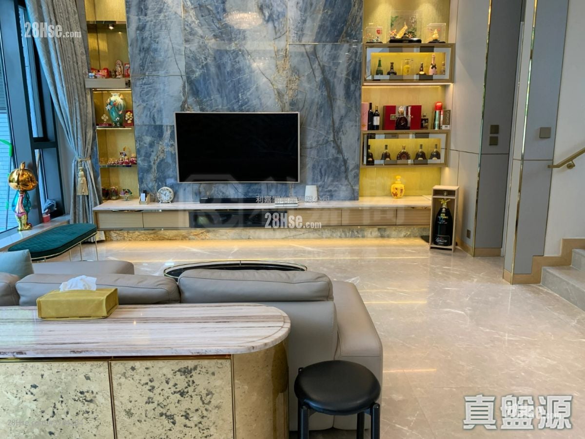 Monterey 售盘 3 房 , 2 浴室 1,843 平方尺