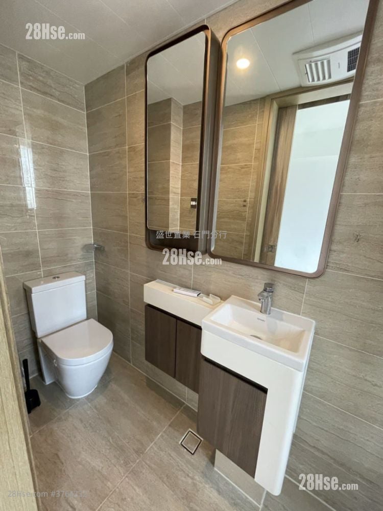 The.met.blossom Sell Studio , 1 Bathroom 229 ft²