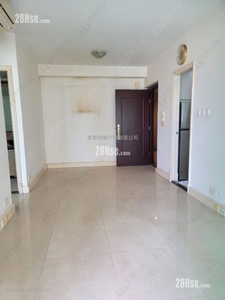 Metro Town Sell 2 Bedrooms 487 ft²