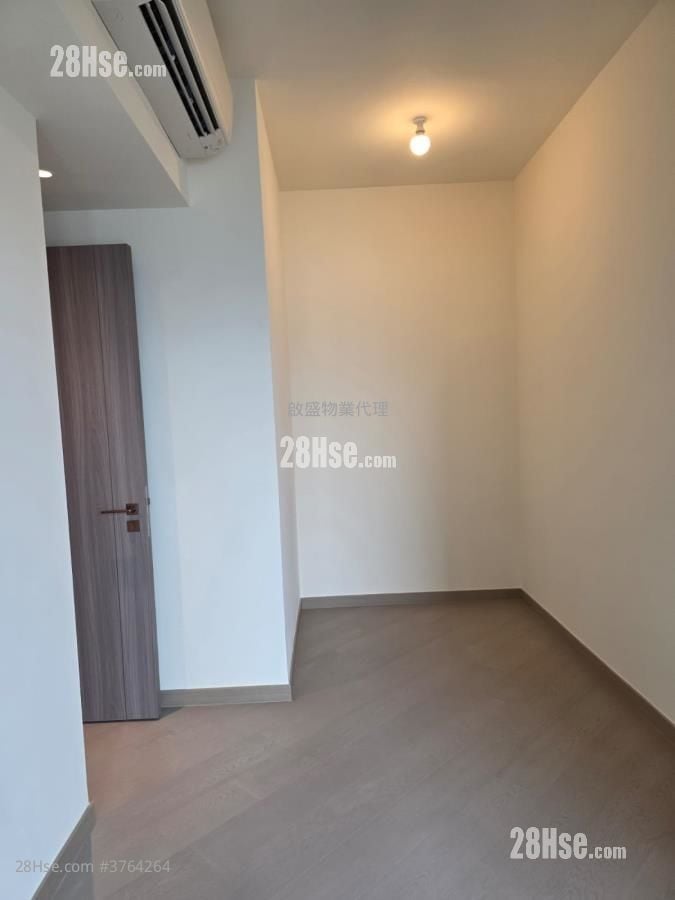 Pano Harbour Sell 2 Bedrooms , 1 Bathroom 526 ft²