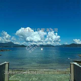 Royal Castle Sell 4 Bedrooms , 3 Bathrooms 2,925 ft²